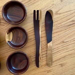 Rosewood salad bowls and tossers